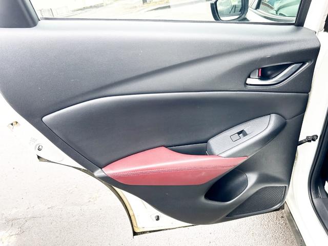 ＣＸ－３ ＸＤ　ツーリング　４ＷＤ　革シート　純正ナビ　フルセグＴＶ　バックカメラ　ローダウン　軽減ブレーキ　クルーズコントロール　スマートキー　アイドリングストップ　シートヒーター　ＭＴモード付　社外アルミ　横滑り防止（60枚目）