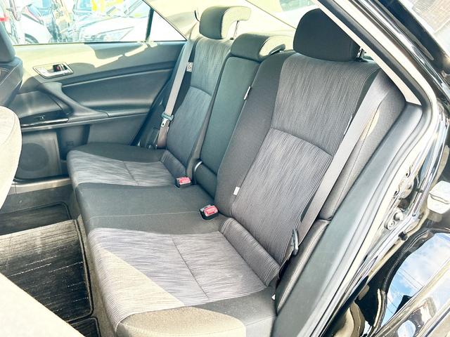 マークＸ ２５０Ｓ　Ｆｏｕｒ　４ＷＤ　本州仕入　純正ナビ　軽減ブレーキ　社外ライト　スマートキー　シートヒーター　クルーズコントロール　Ｂカメラ　純正アルミ　ＭＴモード付　フォグ　レーンキープアシスト　盗難防止装置　パワーシート（18枚目）