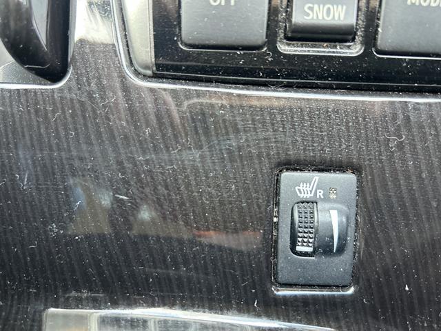 マークＸ ２５０Ｓ　Ｆｏｕｒ　４ＷＤ　本州仕入　純正ナビ　軽減ブレーキ　社外ライト　スマートキー　シートヒーター　クルーズコントロール　Ｂカメラ　純正アルミ　ＭＴモード付　フォグ　レーンキープアシスト　盗難防止装置　パワーシート（39枚目）