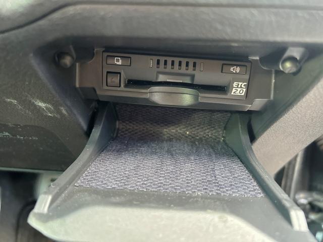 マークＸ ２５０Ｓ　Ｆｏｕｒ　４ＷＤ　本州仕入　純正ナビ　軽減ブレーキ　社外ライト　スマートキー　シートヒーター　クルーズコントロール　Ｂカメラ　純正アルミ　ＭＴモード付　フォグ　レーンキープアシスト　盗難防止装置　パワーシート（52枚目）