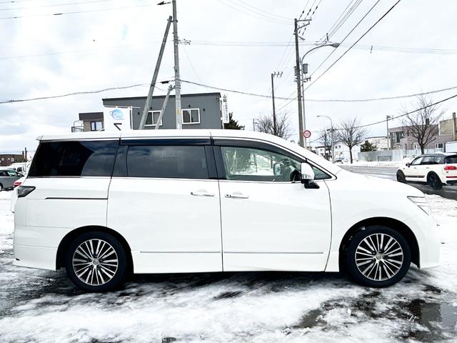 エルグランド ２５０ハイウェイスターＳ　４ＷＤ　本州仕入　両側パワースライドドア　純正ＨＤＤナビ　フルセグＴＶ　バックカメラ　後席モニター　純正ＬＥＤライト　純正フォグランプ　純正アルミ　ハーフレザーシート　クルーズコントロール　エンスタ（23枚目）