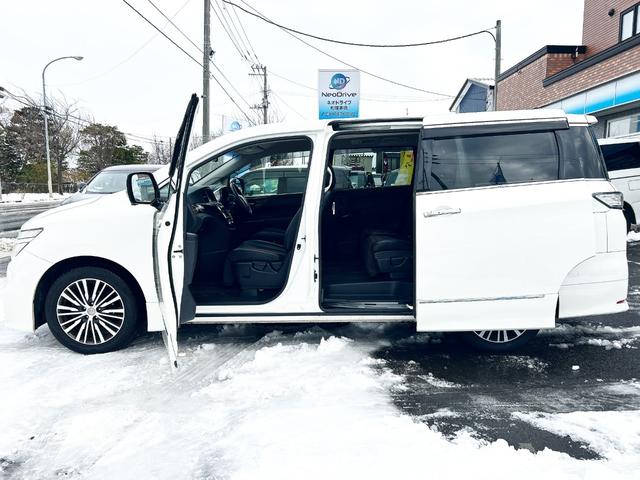 エルグランド ２５０ハイウェイスターＳ　４ＷＤ　本州仕入　両側パワースライドドア　純正ＨＤＤナビ　フルセグＴＶ　バックカメラ　後席モニター　純正ＬＥＤライト　純正フォグランプ　純正アルミ　ハーフレザーシート　クルーズコントロール　エンスタ（29枚目）