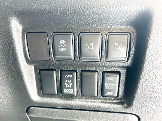 エルグランド ２５０ハイウェイスターＳ　４ＷＤ　本州仕入　両側パワースライドドア　純正ＨＤＤナビ　フルセグＴＶ　バックカメラ　後席モニター　純正ＬＥＤライト　純正フォグランプ　純正アルミ　ハーフレザーシート　クルーズコントロール　エンスタ（30枚目）