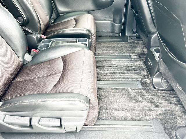 エルグランド ２５０ハイウェイスターＳ　４ＷＤ　本州仕入　両側パワースライドドア　純正ＨＤＤナビ　フルセグＴＶ　バックカメラ　後席モニター　純正ＬＥＤライト　純正フォグランプ　純正アルミ　ハーフレザーシート　クルーズコントロール　エンスタ（48枚目）