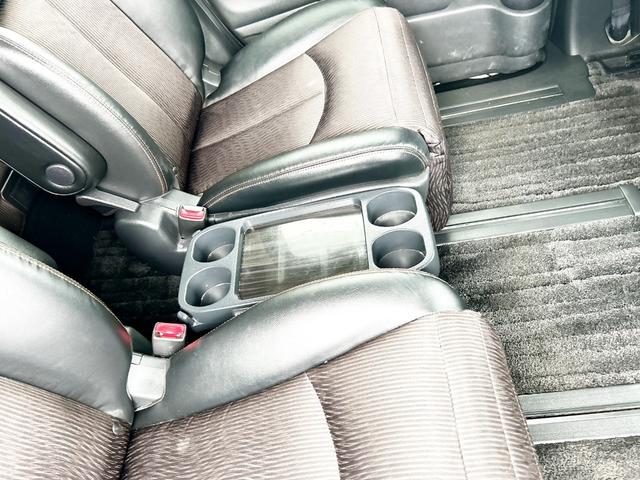 エルグランド ２５０ハイウェイスターＳ　４ＷＤ　本州仕入　両側パワースライドドア　純正ＨＤＤナビ　フルセグＴＶ　バックカメラ　後席モニター　純正ＬＥＤライト　純正フォグランプ　純正アルミ　ハーフレザーシート　クルーズコントロール　エンスタ（52枚目）