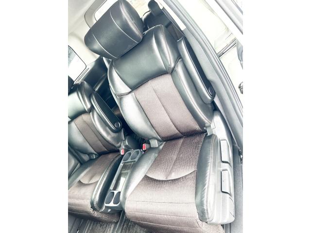 エルグランド ２５０ハイウェイスターＳ　４ＷＤ　本州仕入　両側パワースライドドア　純正ＨＤＤナビ　フルセグＴＶ　バックカメラ　後席モニター　純正ＬＥＤライト　純正フォグランプ　純正アルミ　ハーフレザーシート　クルーズコントロール　エンスタ（68枚目）