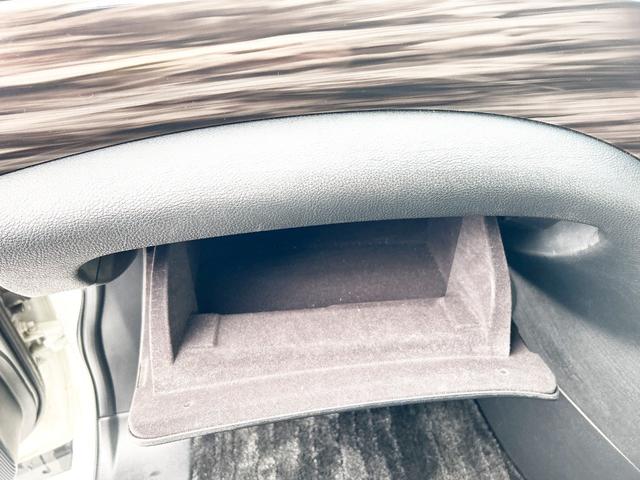 エルグランド ２５０ハイウェイスターＳ　４ＷＤ　本州仕入　両側パワースライドドア　純正ＨＤＤナビ　フルセグＴＶ　バックカメラ　後席モニター　純正ＬＥＤライト　純正フォグランプ　純正アルミ　ハーフレザーシート　クルーズコントロール　エンスタ（72枚目）