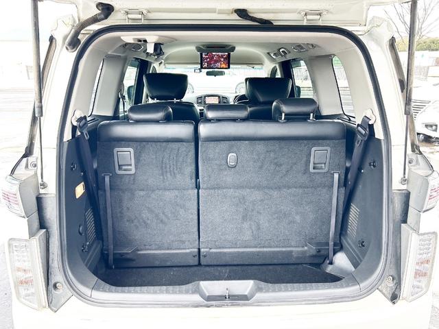 エルグランド ２５０ハイウェイスター　４ＷＤ　寒冷地仕様　純正ナビ　後席モニター　バックカメラ　両側パワースライド　２列目オットマンシート　ＬＥＤヘッドライト　スマートキー　横滑り防止　ＭＴモード　ハーフレザーシート　ＥＴＣ　純正アルミ（16枚目）