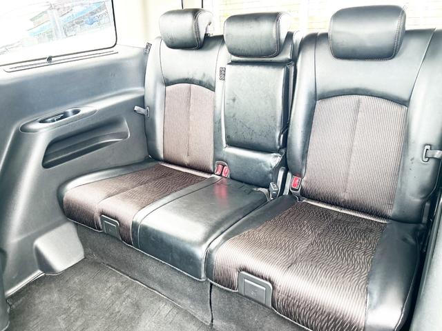 エルグランド ２５０ハイウェイスター　４ＷＤ　寒冷地仕様　純正ナビ　後席モニター　バックカメラ　両側パワースライド　２列目オットマンシート　ＬＥＤヘッドライト　スマートキー　横滑り防止　ＭＴモード　ハーフレザーシート　ＥＴＣ　純正アルミ（17枚目）