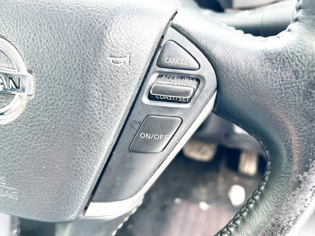 エルグランド ２５０ハイウェイスター　４ＷＤ　寒冷地仕様　純正ナビ　後席モニター　バックカメラ　両側パワースライド　２列目オットマンシート　ＬＥＤヘッドライト　スマートキー　横滑り防止　ＭＴモード　ハーフレザーシート　ＥＴＣ　純正アルミ（40枚目）