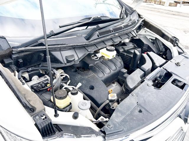 エルグランド ２５０ハイウェイスター　４ＷＤ　寒冷地仕様　純正ナビ　後席モニター　バックカメラ　両側パワースライド　２列目オットマンシート　ＬＥＤヘッドライト　スマートキー　横滑り防止　ＭＴモード　ハーフレザーシート　ＥＴＣ　純正アルミ（77枚目）