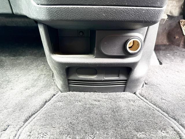 セレナ ハイウェイスター　Ｖエアロセレクション　４ＷＤ　本州仕入　寒冷地仕様　エアロ　社外ＳＤナビ　フルセグＴＶ　両側パワースライド　後席モニター　バックカメラ　スマートキー　クルーズコントロール　ＥＴＣ　タイミングチェーン車　盗難防止装置　フォグ（24枚目）