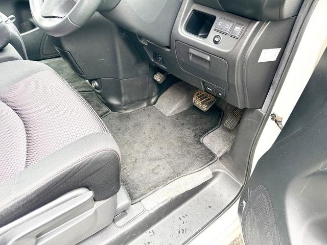 セレナ ハイウェイスター　Ｖエアロセレクション　４ＷＤ　本州仕入　寒冷地仕様　エアロ　社外ＳＤナビ　フルセグＴＶ　両側パワースライド　後席モニター　バックカメラ　スマートキー　クルーズコントロール　ＥＴＣ　タイミングチェーン車　盗難防止装置　フォグ（31枚目）