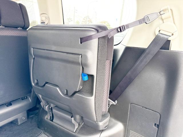 セレナ ハイウェイスター　Ｖエアロセレクション　４ＷＤ　本州仕入　寒冷地仕様　エアロ　社外ＳＤナビ　フルセグＴＶ　両側パワースライド　後席モニター　バックカメラ　スマートキー　クルーズコントロール　ＥＴＣ　タイミングチェーン車　盗難防止装置　フォグ（45枚目）