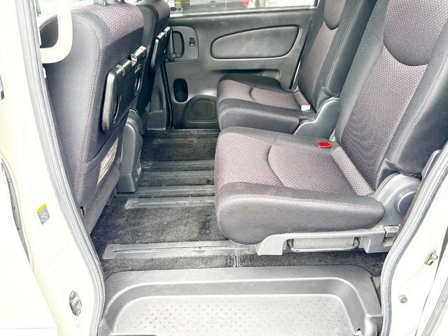 セレナ ハイウェイスター　Ｖエアロセレクション　４ＷＤ　本州仕入　寒冷地仕様　エアロ　社外ＳＤナビ　フルセグＴＶ　両側パワースライド　後席モニター　バックカメラ　スマートキー　クルーズコントロール　ＥＴＣ　タイミングチェーン車　盗難防止装置　フォグ（49枚目）