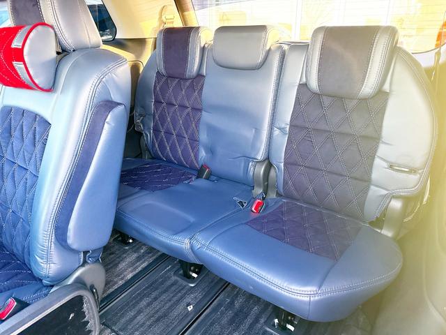 エスティマハイブリッド アエラス　４ＷＤ　本州仕入　寒冷地仕様　モデリスタエアロ　ムーンルーフ　両側パワースライドドア　社外ＳＤナビ　後席モニター　フルセグＴＶ　バックカメラ　プッシュスタート　スマートキー　クルコン　シートヒーター（16枚目）