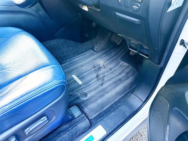 エスティマハイブリッド アエラス　４ＷＤ　本州仕入　寒冷地仕様　モデリスタエアロ　ムーンルーフ　両側パワースライドドア　社外ＳＤナビ　後席モニター　フルセグＴＶ　バックカメラ　プッシュスタート　スマートキー　クルコン　シートヒーター（43枚目）