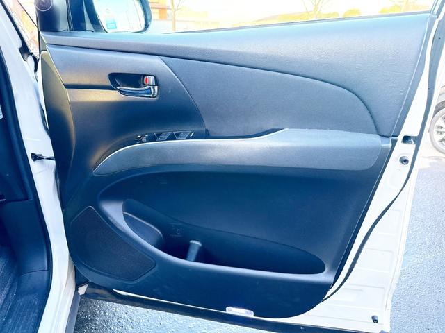 エスティマハイブリッド アエラス　４ＷＤ　本州仕入　寒冷地仕様　モデリスタエアロ　ムーンルーフ　両側パワースライドドア　社外ＳＤナビ　後席モニター　フルセグＴＶ　バックカメラ　プッシュスタート　スマートキー　クルコン　シートヒーター（46枚目）