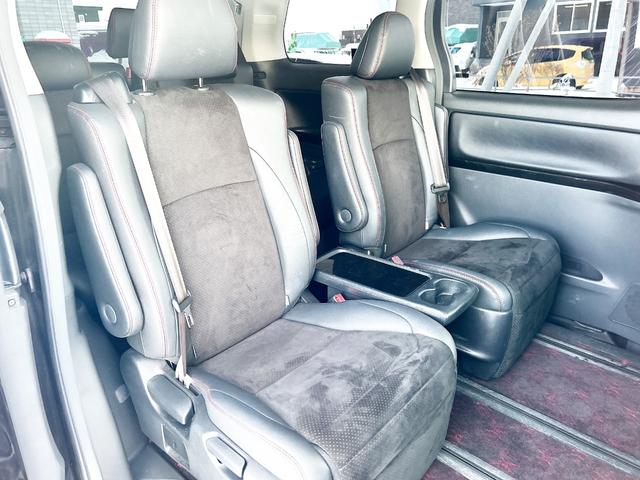 ヴェルファイア 2.4Z ゴールデンアイズ 4WD 本州仕入 純正ナビ 後席モニター 両側パワースライド 電動リアゲート ハーフレザー 2列目オットマンシート 7人乗り HID 純正アルミ 横滑り防止 MTモード付 CVT タイミングチェーン(14枚目)