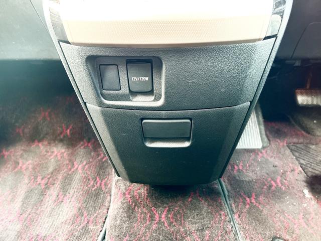 ヴェルファイア 2.4Z ゴールデンアイズ 4WD 本州仕入 純正ナビ 後席モニター 両側パワースライド 電動リアゲート ハーフレザー 2列目オットマンシート 7人乗り HID 純正アルミ 横滑り防止 MTモード付 CVT タイミングチェーン(34枚目)