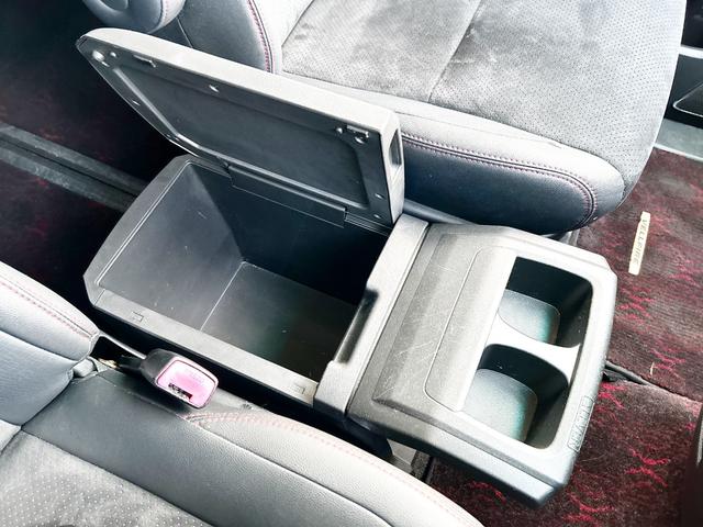 ヴェルファイア 2.4Z ゴールデンアイズ 4WD 本州仕入 純正ナビ 後席モニター 両側パワースライド 電動リアゲート ハーフレザー 2列目オットマンシート 7人乗り HID 純正アルミ 横滑り防止 MTモード付 CVT タイミングチェーン(37枚目)