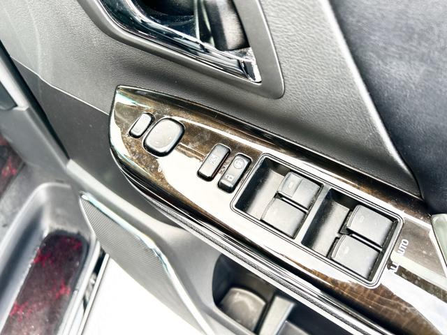 ヴェルファイア 2.4Z ゴールデンアイズ 4WD 本州仕入 純正ナビ 後席モニター 両側パワースライド 電動リアゲート ハーフレザー 2列目オットマンシート 7人乗り HID 純正アルミ 横滑り防止 MTモード付 CVT タイミングチェーン(45枚目)