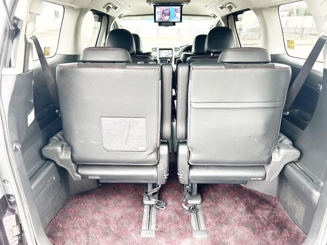 ヴェルファイア ２．４Ｚ　ゴールデンアイズ　４ＷＤ　後期型　アルパイン８型ナビ　後席モニター　フルセグＴＶ　両側パワースライド　電動リアゲート　ＨＩＤ　スマートキー　コーナーセンサー　　ハーフレザー　２列目オットマンシート　社外アルミ（16枚目）