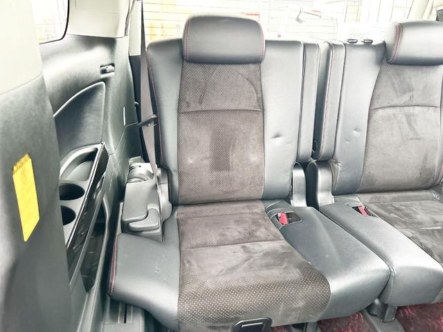 ヴェルファイア ２．４Ｚ　ゴールデンアイズ　４ＷＤ　後期型　アルパイン８型ナビ　後席モニター　フルセグＴＶ　両側パワースライド　電動リアゲート　ＨＩＤ　スマートキー　コーナーセンサー　　ハーフレザー　２列目オットマンシート　社外アルミ（52枚目）