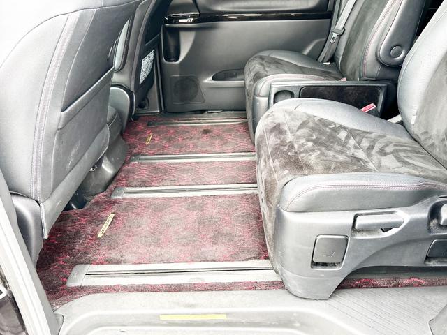 ヴェルファイア ２．４Ｚ　ゴールデンアイズ　４ＷＤ　後期型　アルパイン８型ナビ　後席モニター　フルセグＴＶ　両側パワースライド　電動リアゲート　ＨＩＤ　スマートキー　コーナーセンサー　　ハーフレザー　２列目オットマンシート　社外アルミ（61枚目）