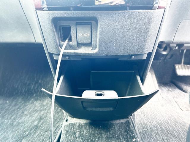 ヴェルファイア 2.4Z 4WD 本州仕入 後期型 フルエアロ アルパイン8型ナビTV 両側パワースライド バックカメラ スマートキー HID 7人乗り 2列目オットマンシート Bluetooth タイミングチェーン車(35枚目)