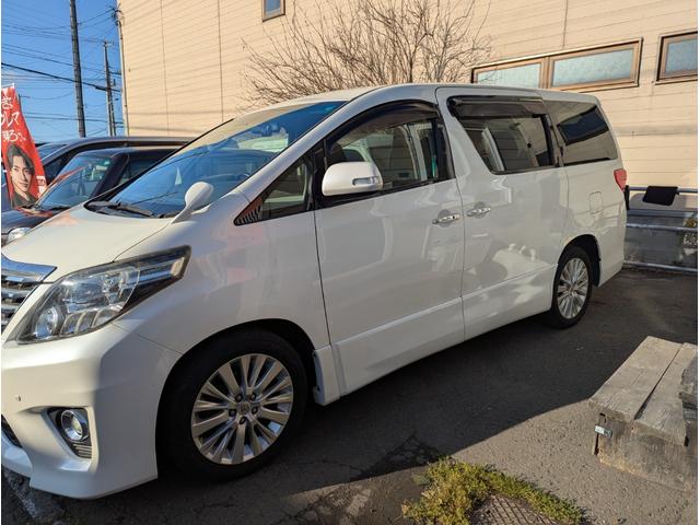 アルファード ２４０Ｓ　４ＷＤ　両側電動スライドドア　アルパイン９型ナビＴＶ　Ｂカメラ　Ｂｌｕｅｔｏｏｔｈ　ＨＩＤ　ＥＴＣ　純正アルミ　本州仕入れ　錆少ない　修復歴無し　１年保証（7枚目）