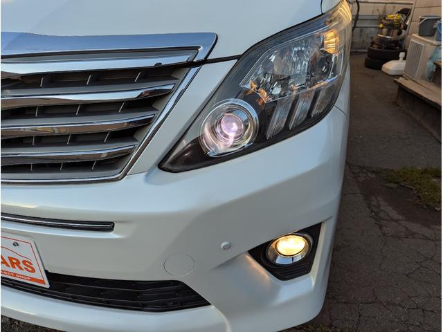 アルファード ２４０Ｓ　４ＷＤ　両側電動スライドドア　アルパイン９型ナビＴＶ　Ｂカメラ　Ｂｌｕｅｔｏｏｔｈ　ＨＩＤ　ＥＴＣ　純正アルミ　本州仕入れ　錆少ない　修復歴無し　１年保証（15枚目）