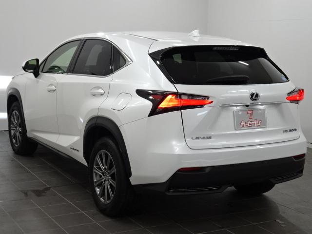 NX300h Iパッケージ 4WD 純正ナビ/TV/革シート(3枚目)