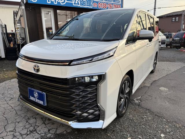 ヴォクシー Ｓ－Ｚ　純正１０型ナビ／前席シートヒーター／バックモニター／レーダークルーズコントロール／クリアランスソナー／純正１７インチアルミ／ＬＥＤヘッドライト（3枚目）