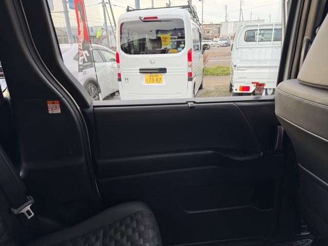 ヴォクシー Ｓ－Ｚ　純正１０型ナビ／前席シートヒーター／バックモニター／レーダークルーズコントロール／クリアランスソナー／純正１７インチアルミ／ＬＥＤヘッドライト（32枚目）