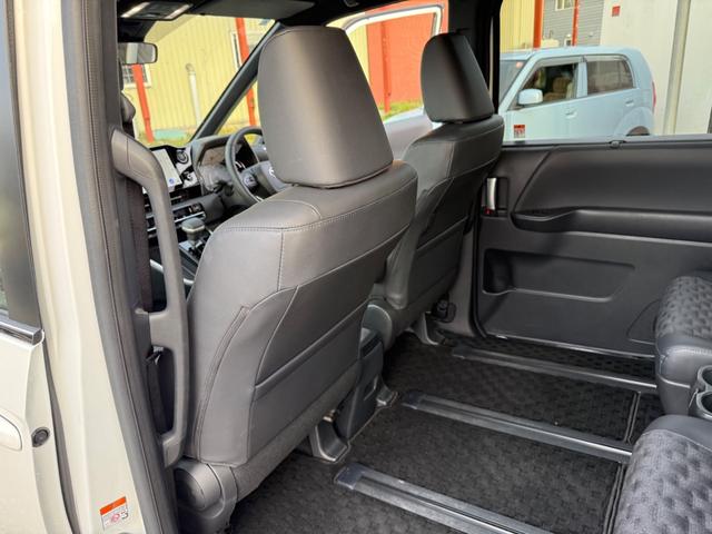 ヴォクシー Ｓ－Ｚ　純正１０型ナビ／前席シートヒーター／バックモニター／レーダークルーズコントロール／クリアランスソナー／純正１７インチアルミ／ＬＥＤヘッドライト（33枚目）