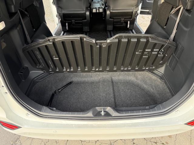 ヴォクシー Ｓ－Ｚ　純正１０型ナビ／前席シートヒーター／バックモニター／レーダークルーズコントロール／クリアランスソナー／純正１７インチアルミ／ＬＥＤヘッドライト（42枚目）