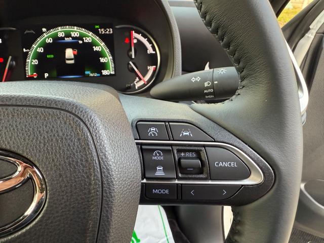 ヴォクシー Ｓ－Ｚ　純正１０型ナビ／前席シートヒーター／バックモニター／レーダークルーズコントロール／クリアランスソナー／純正１７インチアルミ／ＬＥＤヘッドライト（44枚目）