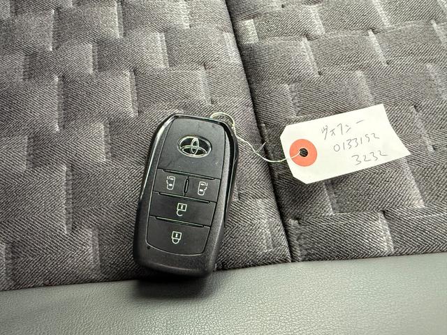 ヴォクシー Ｓ－Ｚ　純正１０型ナビ／前席シートヒーター／バックモニター／レーダークルーズコントロール／クリアランスソナー／純正１７インチアルミ／ＬＥＤヘッドライト（59枚目）