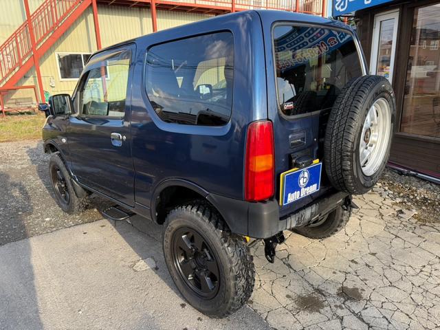 ジムニー ランドベンチャー　４ＷＤ　リフトアップ車　社外バンパー　社外ステップ　キーレスエントリー　電動格納ミラー　ドライブシートヒター　社外グリル　スキットプレート（7枚目）