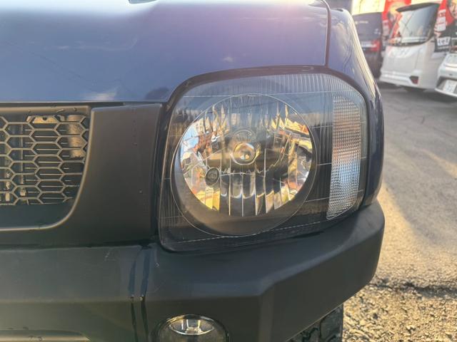 ジムニー ランドベンチャー　４ＷＤ　リフトアップ車　社外バンパー　社外ステップ　キーレスエントリー　電動格納ミラー　ドライブシートヒター　社外グリル　スキットプレート（19枚目）