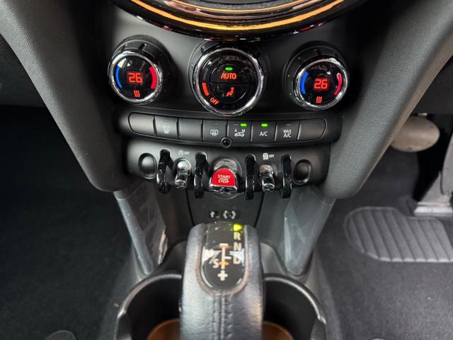 MINI クーパー SDナビフルセグテレビバックカメラ付き(19枚目)