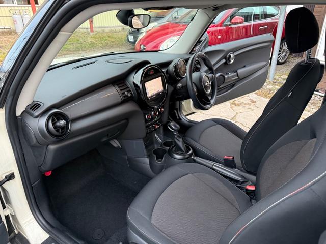 MINI クーパー SDナビフルセグテレビバックカメラ付き(23枚目)