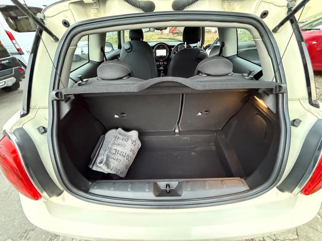 MINI クーパー SDナビフルセグテレビバックカメラ付き(28枚目)