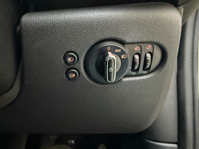 MINI クーパー SDナビフルセグテレビバックカメラ付き(33枚目)