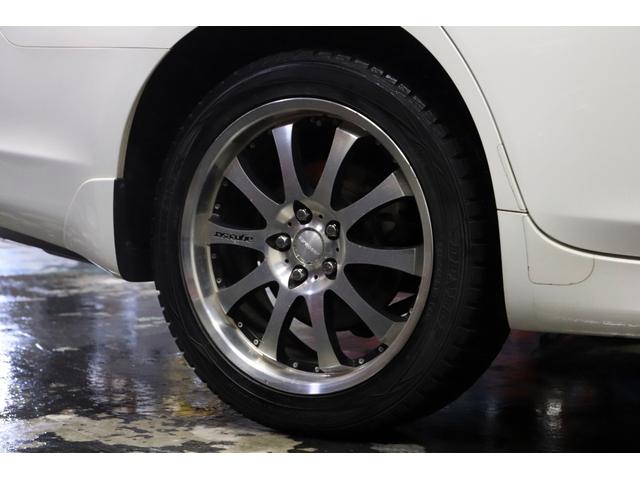 370GTーFOUR4WDx19AWx本革シートxHDDナビ(12枚目)