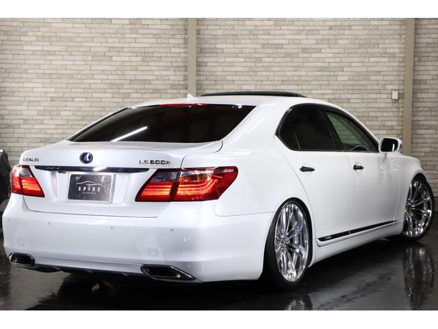 LS600hバージョンSIパッケージ4WDクレンツェ21AW 社外サスコン HDDナビ CD DVDチェンジャー フルセグTV バックカメラ スマートキー ETC USB ミュージックサーバー ブルートゥース パワートランク エアシート ステアリングヒーター(9枚目)
