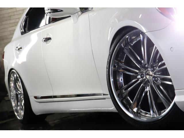 LS600hバージョンSIパッケージ4WDクレンツェ21AW 社外サスコン HDDナビ CD DVDチェンジャー フルセグTV バックカメラ スマートキー ETC USB ミュージックサーバー ブルートゥース パワートランク エアシート ステアリングヒーター(33枚目)