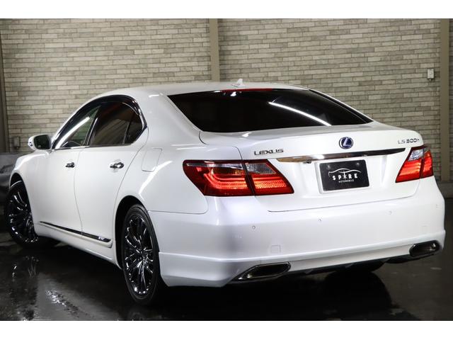 LS600hバージョンSIパッケージ4WDxエアロx19AW メーカーHDDナビ/6連DVDチェンジャー/フルセグTV/バックモニター/ミュージックサーバー/スマートキー/ビルトインETC/ブルートゥース/ミラーヒーター/タイミングチェーン/フルリアサンシェード(48枚目)