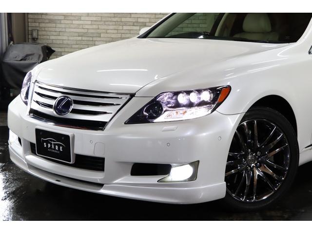 LS600hバージョンSIパッケージ4WDxエアロx19AW メーカーHDDナビ/6連DVDチェンジャー/フルセグTV/バックモニター/ミュージックサーバー/スマートキー/ビルトインETC/ブルートゥース/ミラーヒーター/タイミングチェーン/フルリアサンシェード(62枚目)